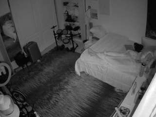 voyeurcam hornyhostel 02